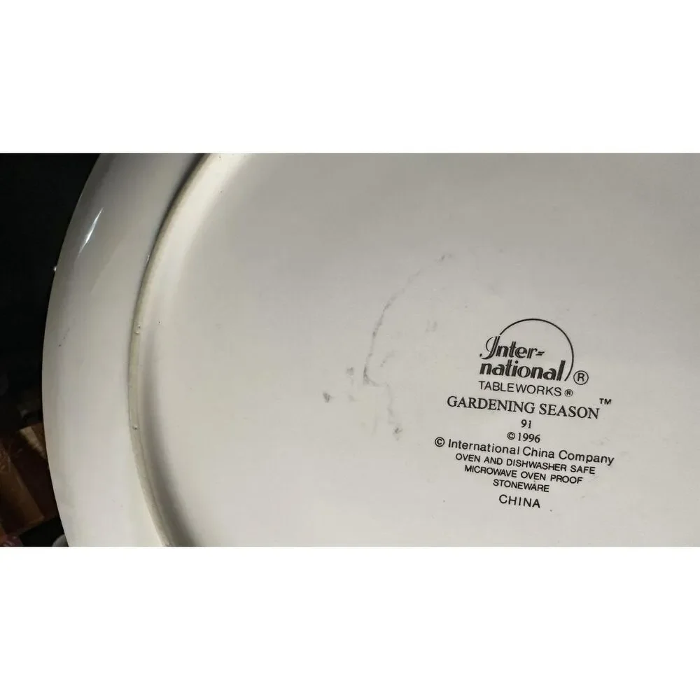 Unbranded celebrate simple